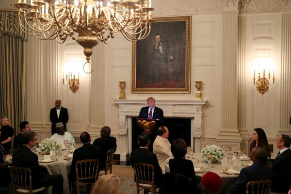Donald Trump Beyaz Saray'da iftar verdi