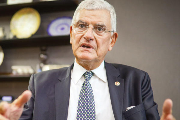 'S-400 tamamen Türkiye'nin güvenliğiyle ilgili bir konudur'