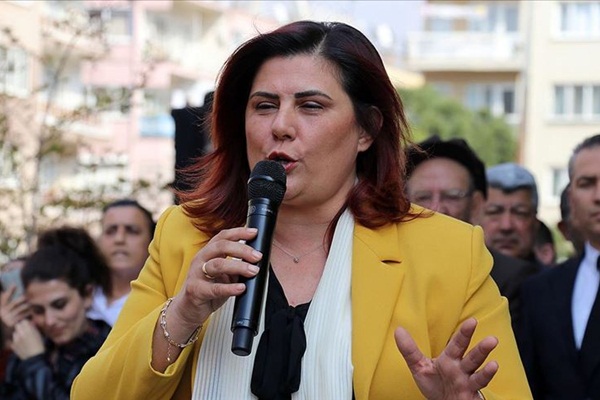 Özlem Çerçioğlu hakkında zorla getirilme kararı