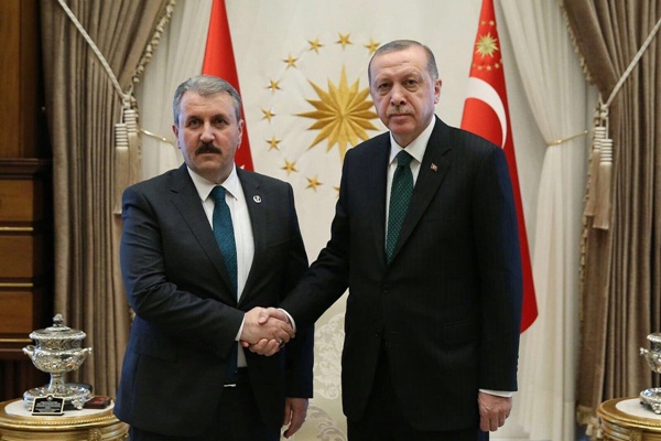 Cumhurbaşkanı Erdoğan, Mustafa Destici'yi kabul etti