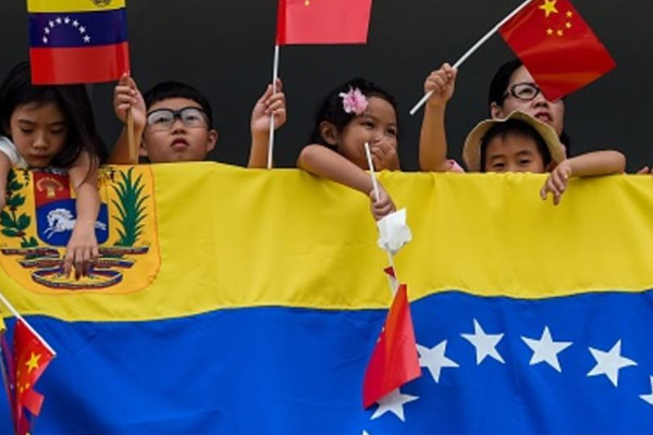 ABD'nin yaptırımlarına karşı Çin'den Venezuela'ya 77 tonluk yardım