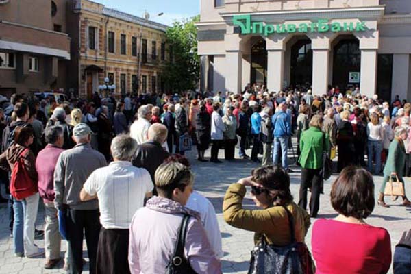 Levada Center'ın anketine göre; Rusya'da halkın çoğunun birikimi ‘sıfır’