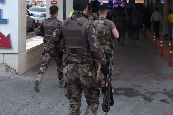 Şanlıurfa'da çatışma: 1 şehit, 2 yaralı