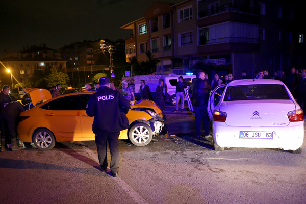 Başkentte trafik kazası: 2 yaralı