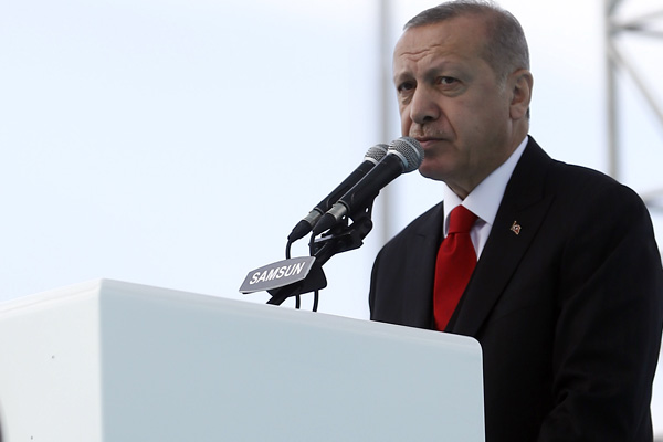 Cumhurbaşkanı Erdoğan: Güvenlik ve ekonomide saldırı dalgası bitmiş değil