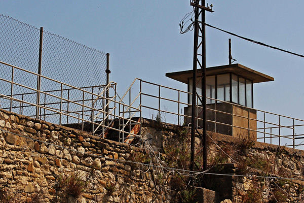 Tacikistan'da cezaevinde isyan: En az 30 kişi öldü