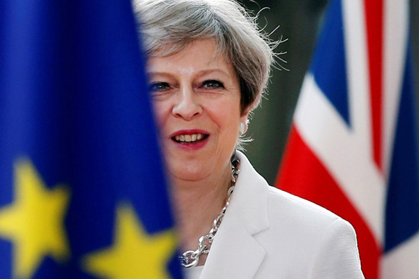 Theresa May'den Brexit teklifi: Yeni referandum yapabiliriz