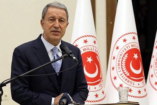 Bakan Akar'dan yeni askerlik sistemine ilişkin açıklama