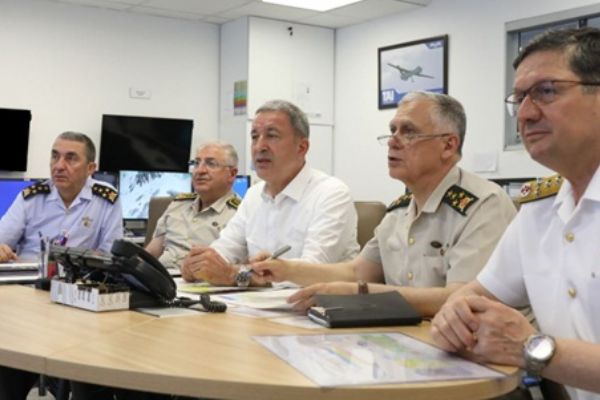 Büyük harekata üst düzey komuta