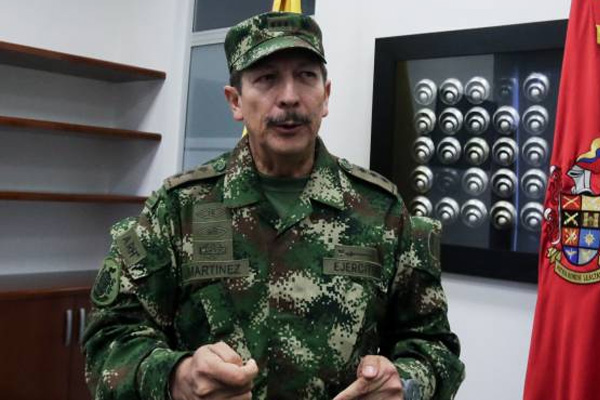Kolombiya'da Kara Kuvvetleri Komutanına soruşturma