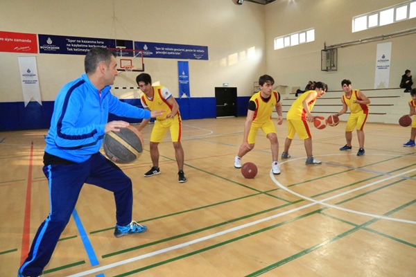 İBB’den çocuklara ücretsiz yaz spor okulu