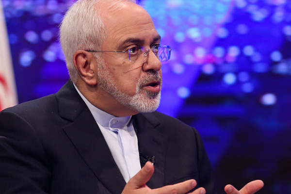 Zarif, Riyad'a gitmek için S. Arabistan'a şart sundu