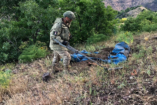 Pençe Harekâtı'nda sığınaklar yerle bir edildi