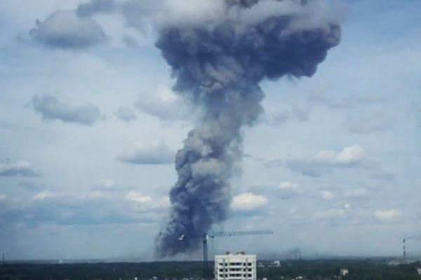 Rusya'da patlayıcı fabrikasında patlama