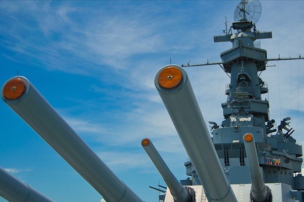 ABD'de savaş gemisi krizi