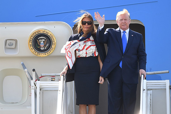 Trump'ın, İngiltere ziyareti olaylı başladı!