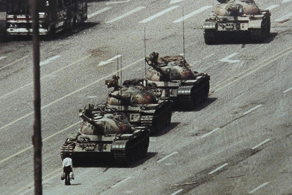 Çin, 'Tiananmen' kelimesine savaş açtı!