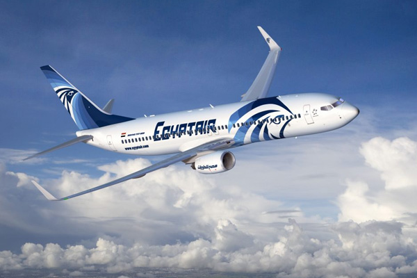 Mısır havayolu şirketi Sudan'a 2 uçuşunu iptal etti