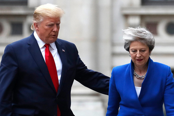 Trump'tan Theresa May'e tavsiye: Yerinde olsam AB'ye dava açardım