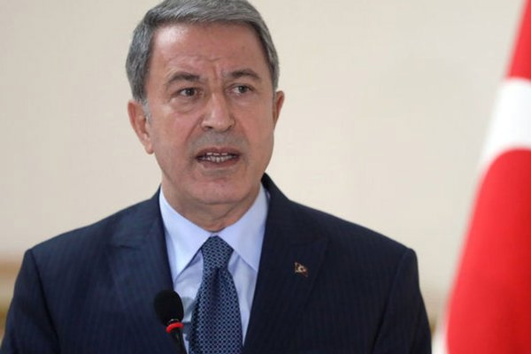 Bakan Akar'dan şehit asker için başsağlığı mesajı