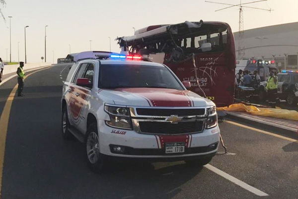 Dubai'de otobüs kazası: 17 ölü