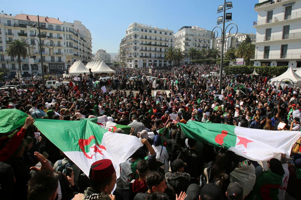 Cezayir ordusundan krizin çözümü için yol haritası