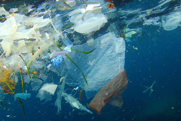 Akdeniz'deki plastik atıklar en çok İtalya ve Türkiye kıyılarına vuruyor