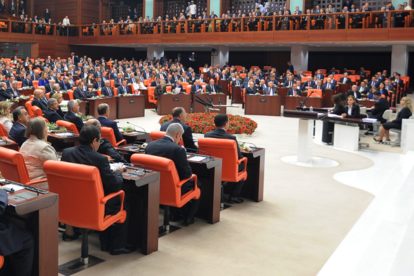 Yeni askerlik sistemi için mesai başlıyor