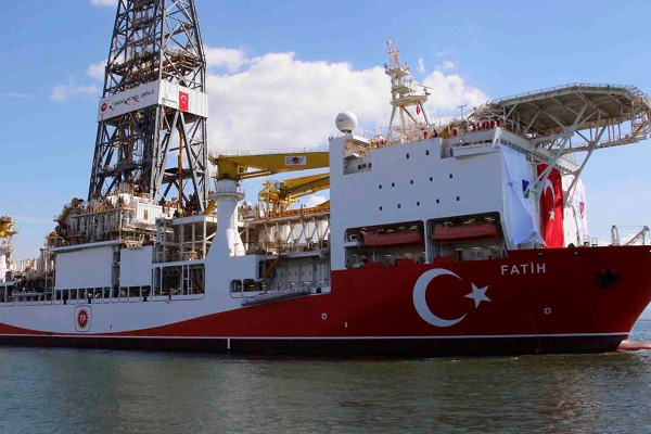 Kıbrıs Rum Yönetimi'nden Fatih sondaj gemisi personeline tutuklama kararı