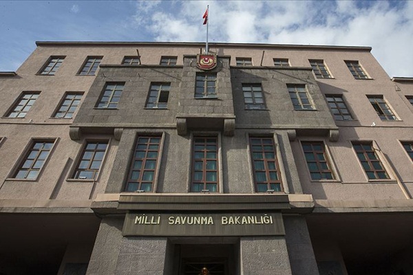 Generallere yönelik sözlere suç duyurusu