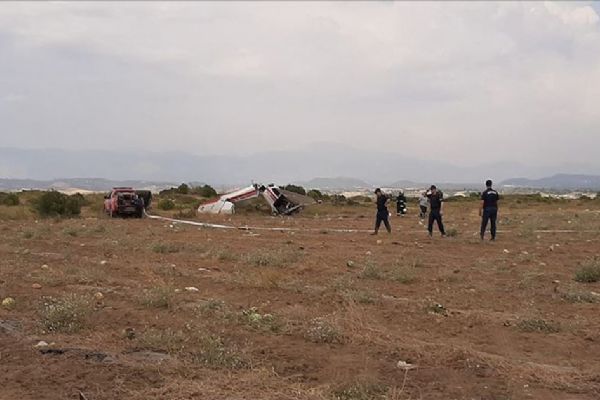 Antalya'da sivil eğitim uçağı düştü