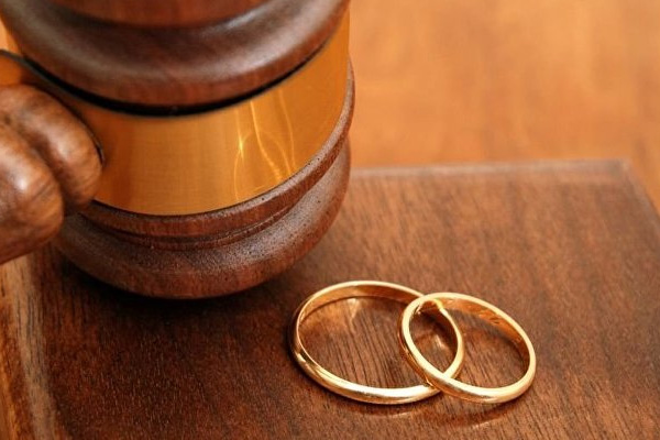 İstinaf mahkemesinden 2 yıl evliliğe 2 yıl nafaka