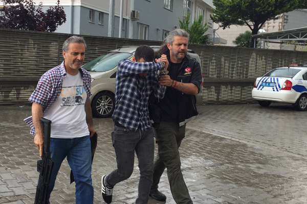 Samsun'da 'torbacı' operasyonu: 23 gözaltı