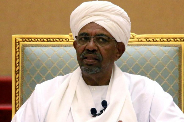 Sudan'da devrik lider Ömer El Beşir’e 'şüpheli servet' suçlaması