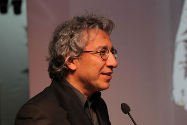 Dündar: Devletin değil Erdoğan'ın sırrı