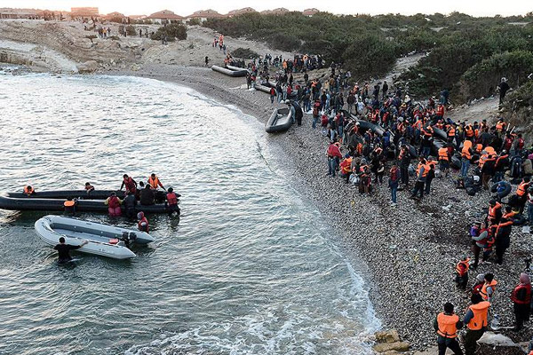 Bir milyon sığınmacı Avrupa'ya denizden ulaştı