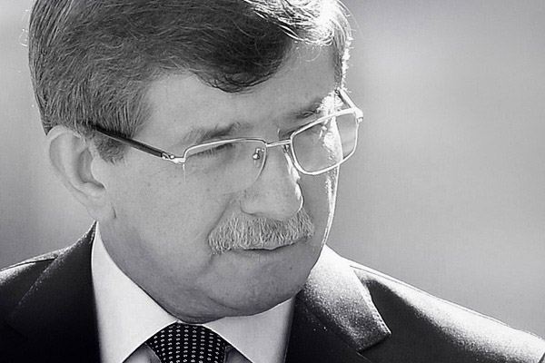 Davutoğlu: Anayasayı değiştiremeyiz