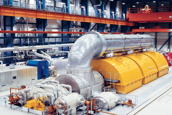 Ukrayna Kırım'a enerji akışını kesti