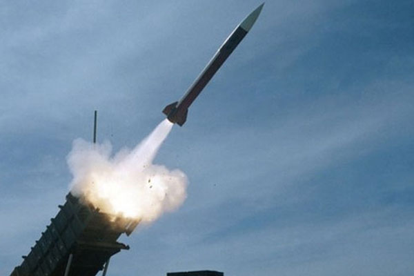 Husilerden Suudi Arabistan'a balistik füze