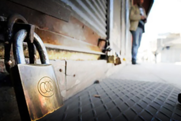 Başbakanlık'tan mağdur esnafa destek