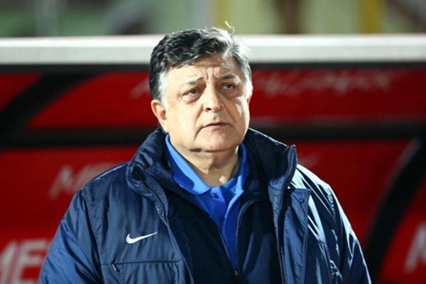 'Futbolcular Yılmaz Vural'ı istemedi!'