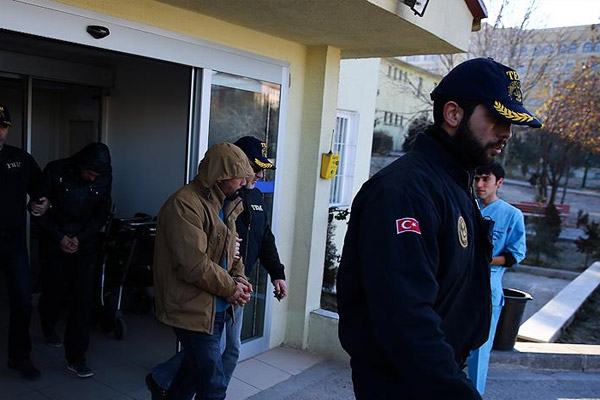 Canlı bombalar adliyeye sevk edildi