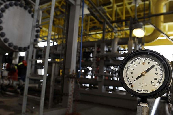 Venezuela Kolombiya'ya doğalgaz ihracatını durdurdu