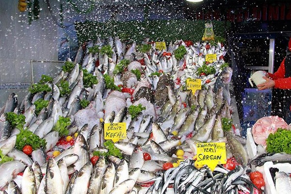 Kar, balık fiyatlarını yükseltti