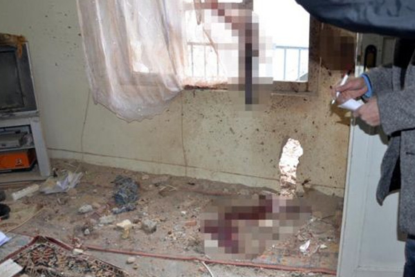 Sur'da eve havan topu isabet etti: 1 ölü