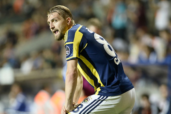Caner Erkin Fener'den servet istedi