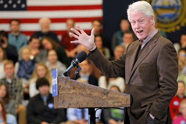 Bill Clinton seçim meydanlarında