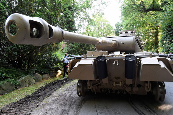 Almanya, Suudi Arabistan’a tank satmayacak