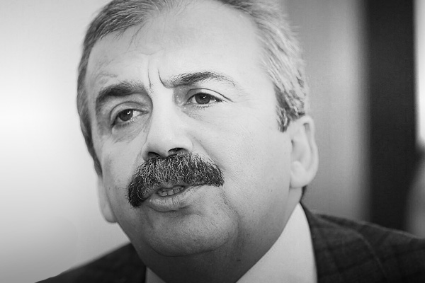 Sırrı Süreyya Önder: Tutuklanacağız