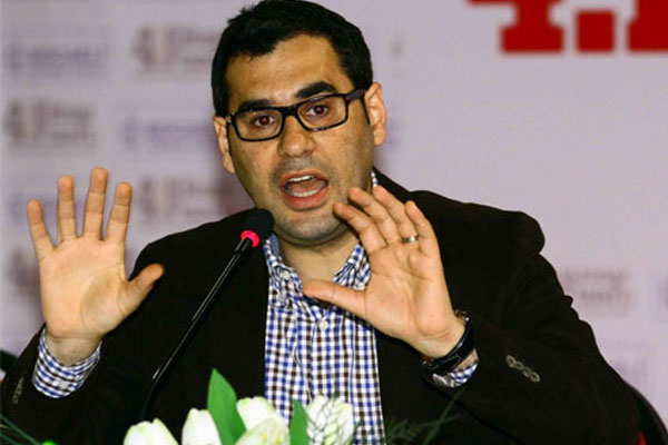 Enver Aysever'in, Cuma genelgesi rahatsızlığı